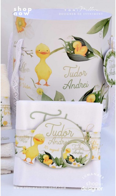 Trusou botez cu ratuste, narcise si flori de margaritar Mac Mac 3